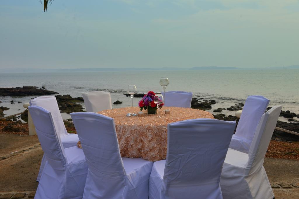 Bay 15 Hotel Panaji Ngoại thất bức ảnh