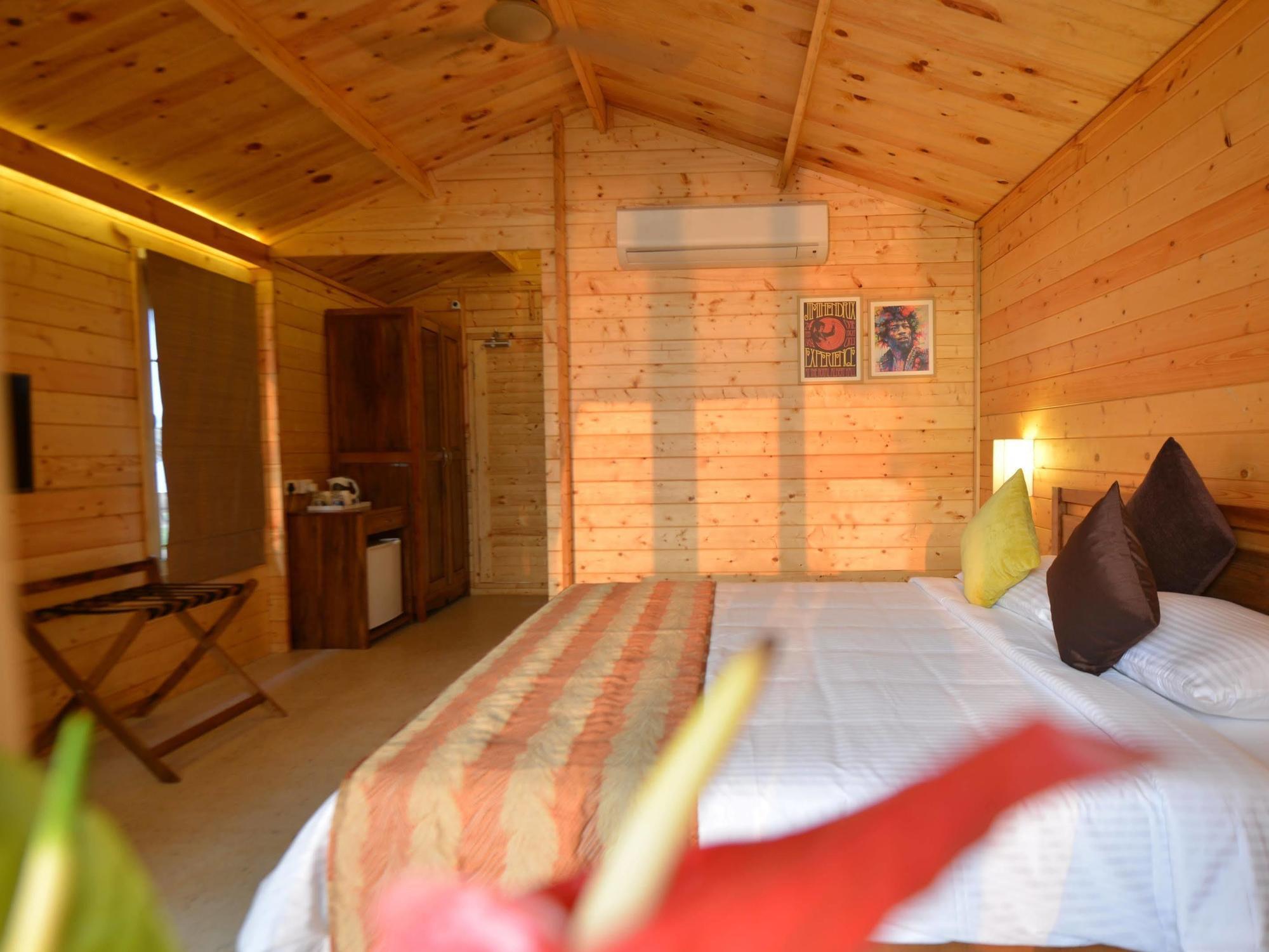 Bay 15 Hotel Panaji Ngoại thất bức ảnh