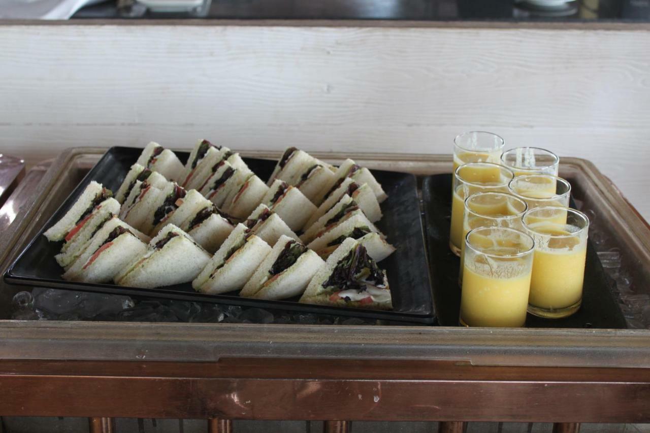 Bay 15 Hotel Panaji Ngoại thất bức ảnh