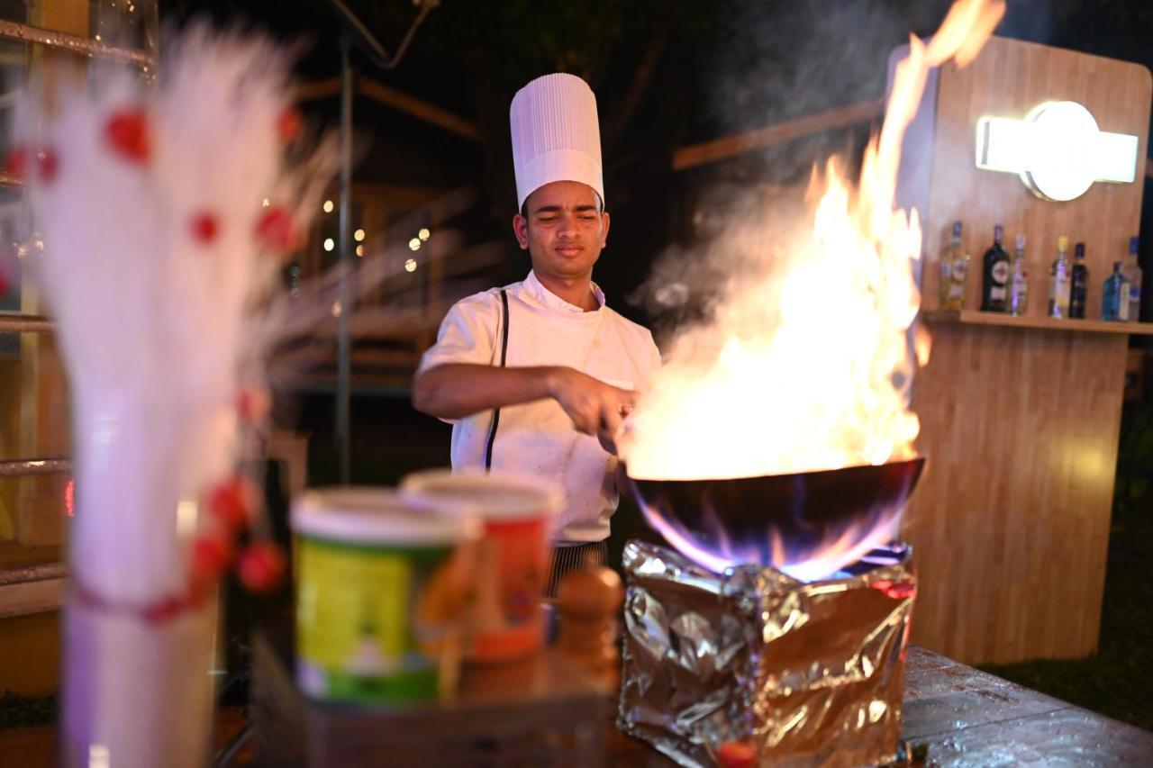 Bay 15 Hotel Panaji Ngoại thất bức ảnh